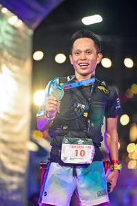 BIB: 140
                            <button type="button" onclick="openModal(24885504)" class="btn btn-primary btn-sm float-right btn-popup" data-toggle="modal" data-target=".modal-high-quality">
                        <i class="fas fa-shopping-cart"></i> Add to Cart
                    </button>
                                            <button type="button" onclick="isThisMe(24885504, true)" class="btn btn-success btn-sm float-right btn-popup btn-isme hidden" data-toggle="tooltip" data-placement="bottom" title="นี่คือรูปของคุณใช่ไหม คลิกที่นี่เพื่อเอาเข้าอัลบั้ม">
                        <i class="fas fa-plus"></i> Add to album
                    </button>
                    <button type="button" onclick="isThisMe(24885504, false)" class="btn btn-warning btn-sm float-right btn-popup btn-isnotme hidden">
                        <i class="fas fa-ban"></i> Remove from album
                    </button>